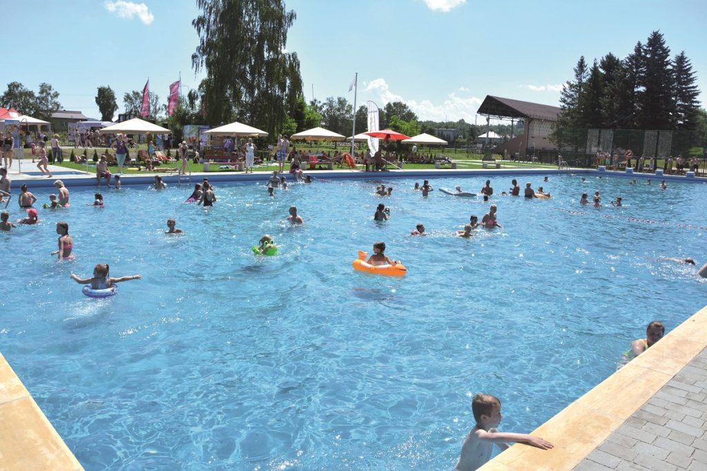 Otwarcie basenu letniego w Libiążu